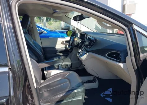 2017 Chrysler Pacifica Touring-L from USA, damaged, VIN 2C4RC1BG3HR599010